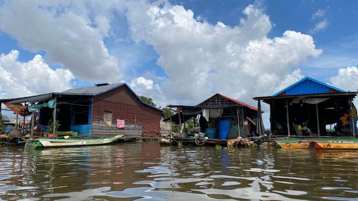 Snapshot in Kaoh Chiveang floating village.